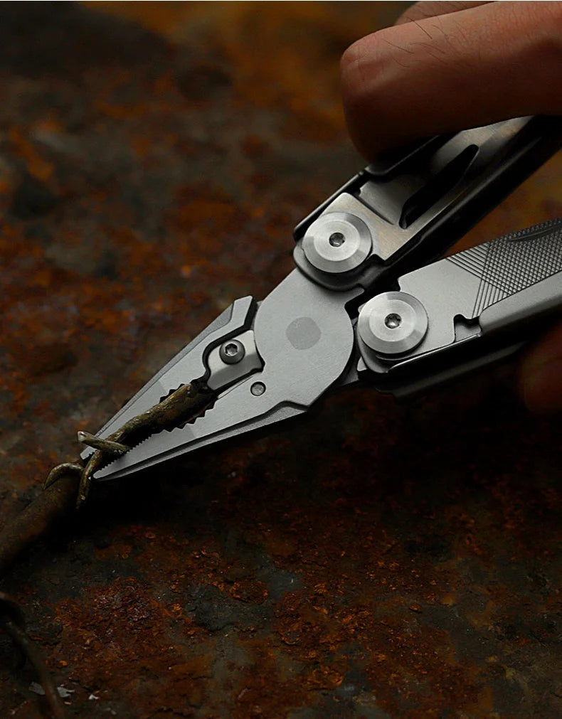 Outdoor Multifunctional Tools 15-1 Portable Pliers Stainless Steel Pliers Wrench Emergency Rescue Foldable Tool Knives Tools