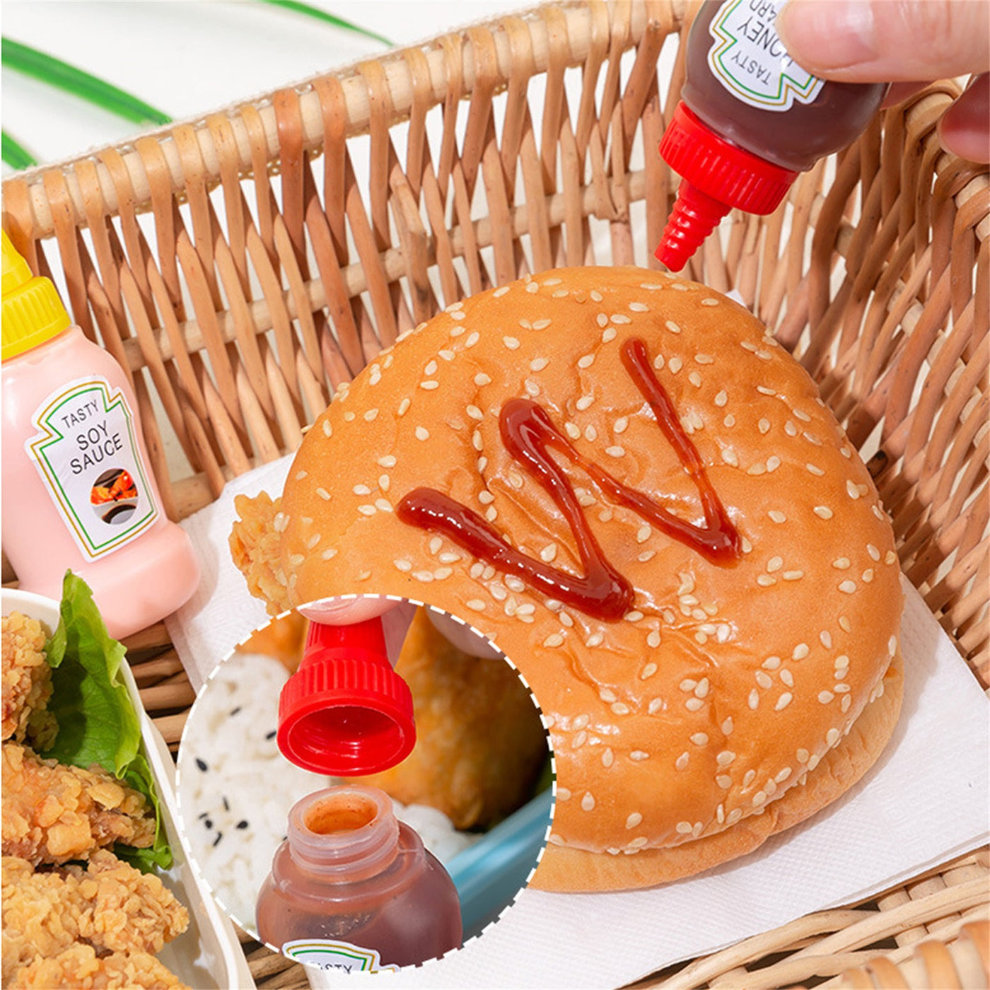 4pcs Mini Condiment Bottles Portable Seasoning Storage Containers