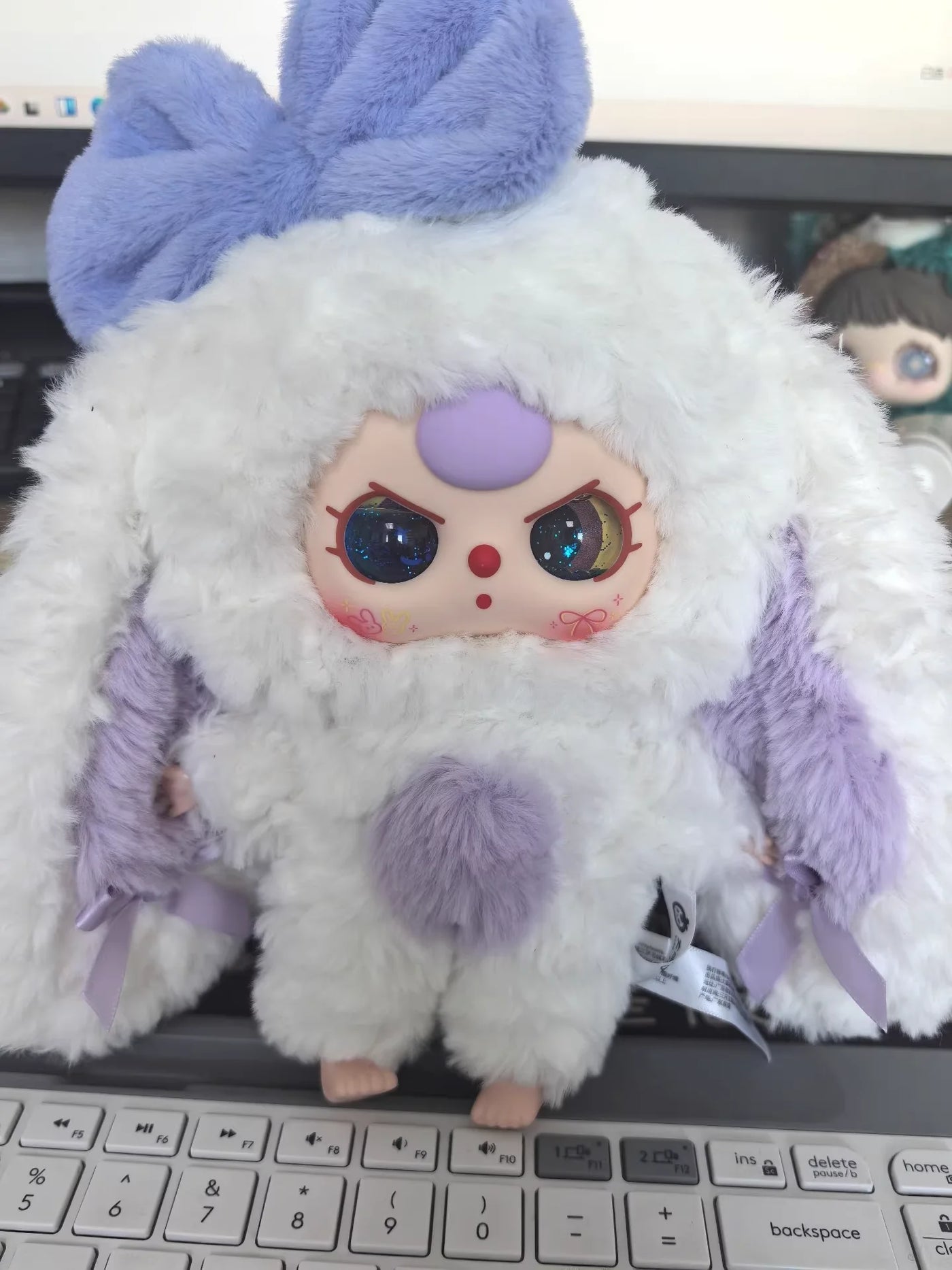 Genuine 2025 In Stock Blind Box Toy Baby Three Second-Generation Macaron Little Rabbit V2 Cute Pendant Ornaments Toys Girl Gifts