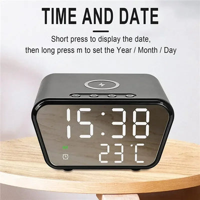 Wireless Charger Pad LED Digital Alarm Clock Desktop Temperature Phone Chargers Stand 15W Fast Wireless Charging Dock Station