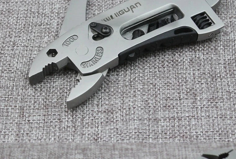 Multifunctional Pliers Multi-Tool Pliers Multifunctional Wrench Multi-purpose Tool Combination Vise Small Knife Pliers Outdoor