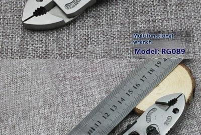 Multifunctional Pliers Multi-Tool Pliers Multifunctional Wrench Multi-purpose Tool Combination Vise Small Knife Pliers Outdoor