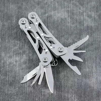 Multifunction Stainless Steel Multi-tool Pocket Knife Pliers Folding Pliers Mini Portable Folding Pliers Folding Blade Knife