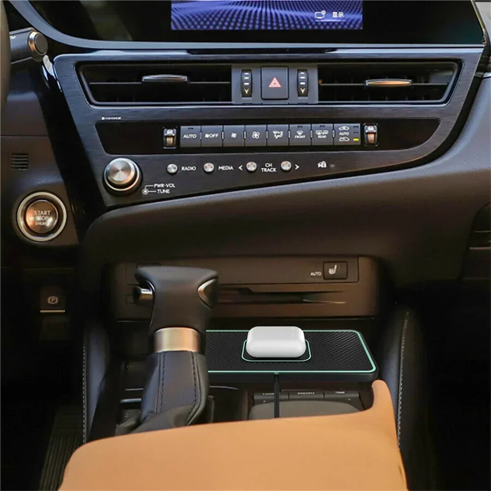 15W Wireless Charger Pad Car Fast Charging Phone Stand Dock For Phone Car Wireless Charging Launch Pad