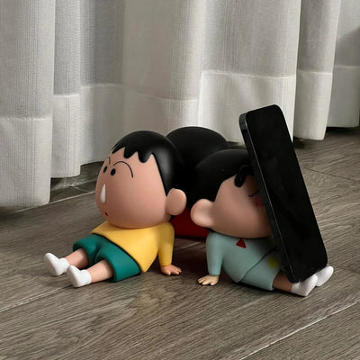 2025 New Crayon Shin chan Anime Lazy Phone Stand Mobile Stand Desktop Ornament Trendy Play Handmade Model Doll