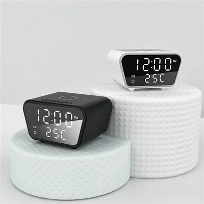 Wireless Charger Pad LED Digital Alarm Clock Desktop Temperature Phone Chargers Stand 15W Fast Wireless Charging Dock Station