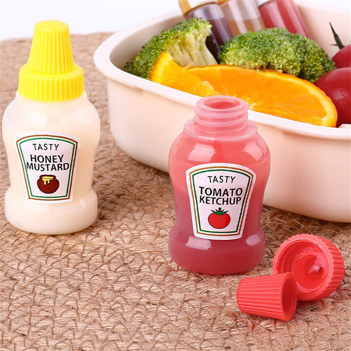 4pcs Mini Condiment Bottles Portable Seasoning Storage Containers